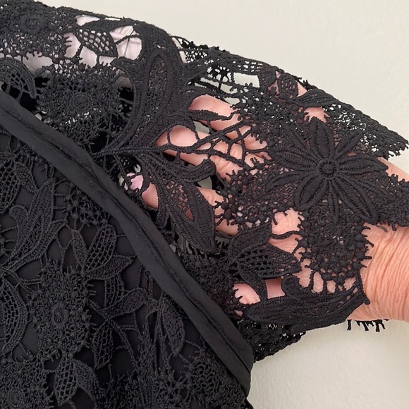 Anthropology Guest Editor Size M Womens Blouse Color Black - Picture 5 of 6